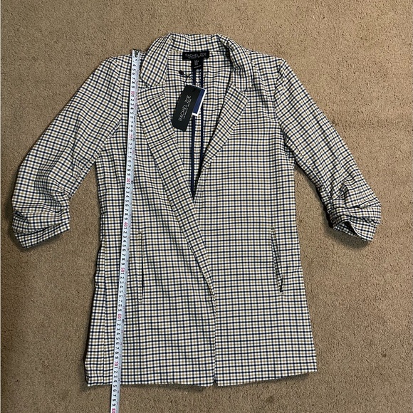 3/4 sleeve plaid blazer - Picture 7 of 11